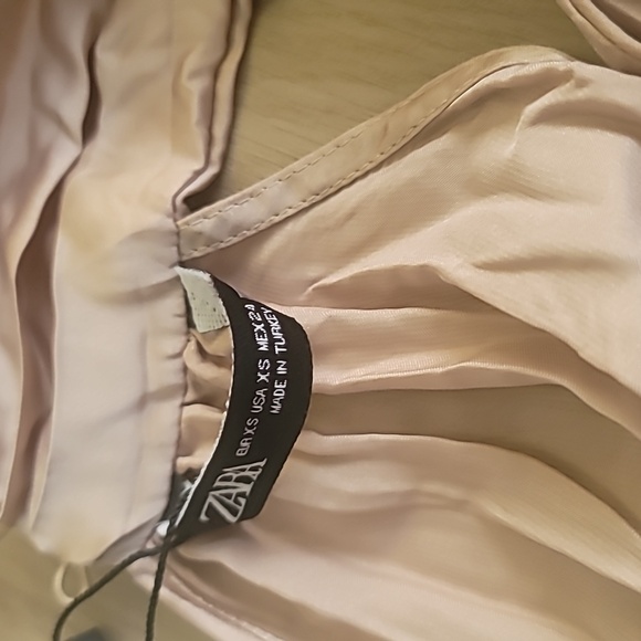 NWT ZARA PLEATED BLUSH SLEEVELESS TOP W/CHAIN LINK DETAIL - Picture 7 of 11